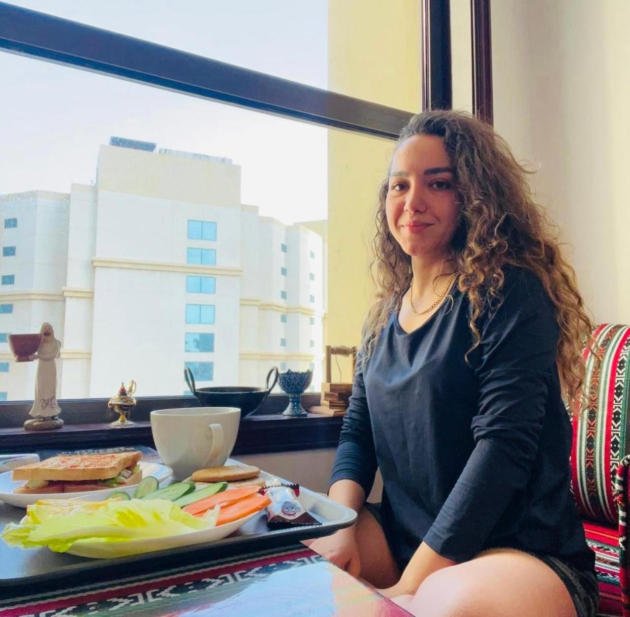 Dreams Beach Hostel Dubai Esterno foto